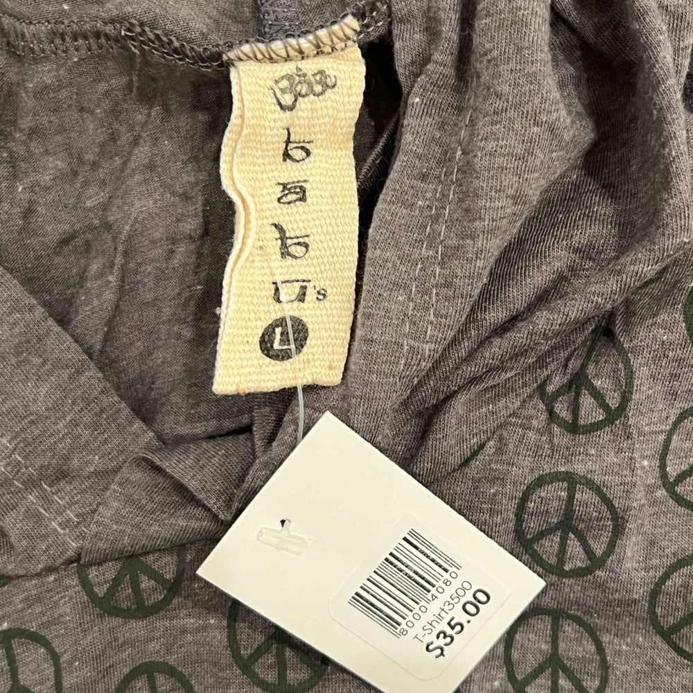 NWT Babu Long Sleeve Hooded Lightweight Yoga Shirt with Peace Symbol | Size L - Picture 4 of 10